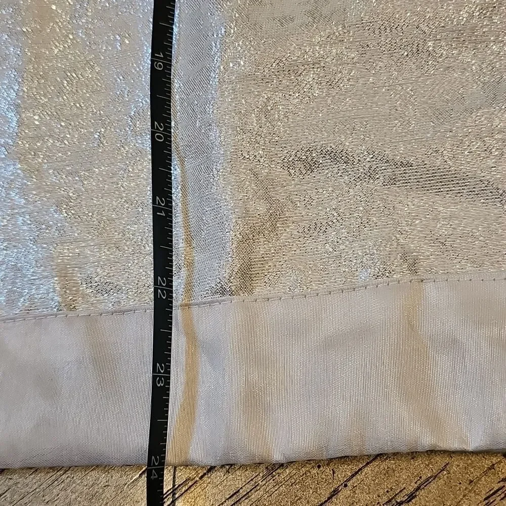 Elegant Silver Leopard Standard Pillow Case
